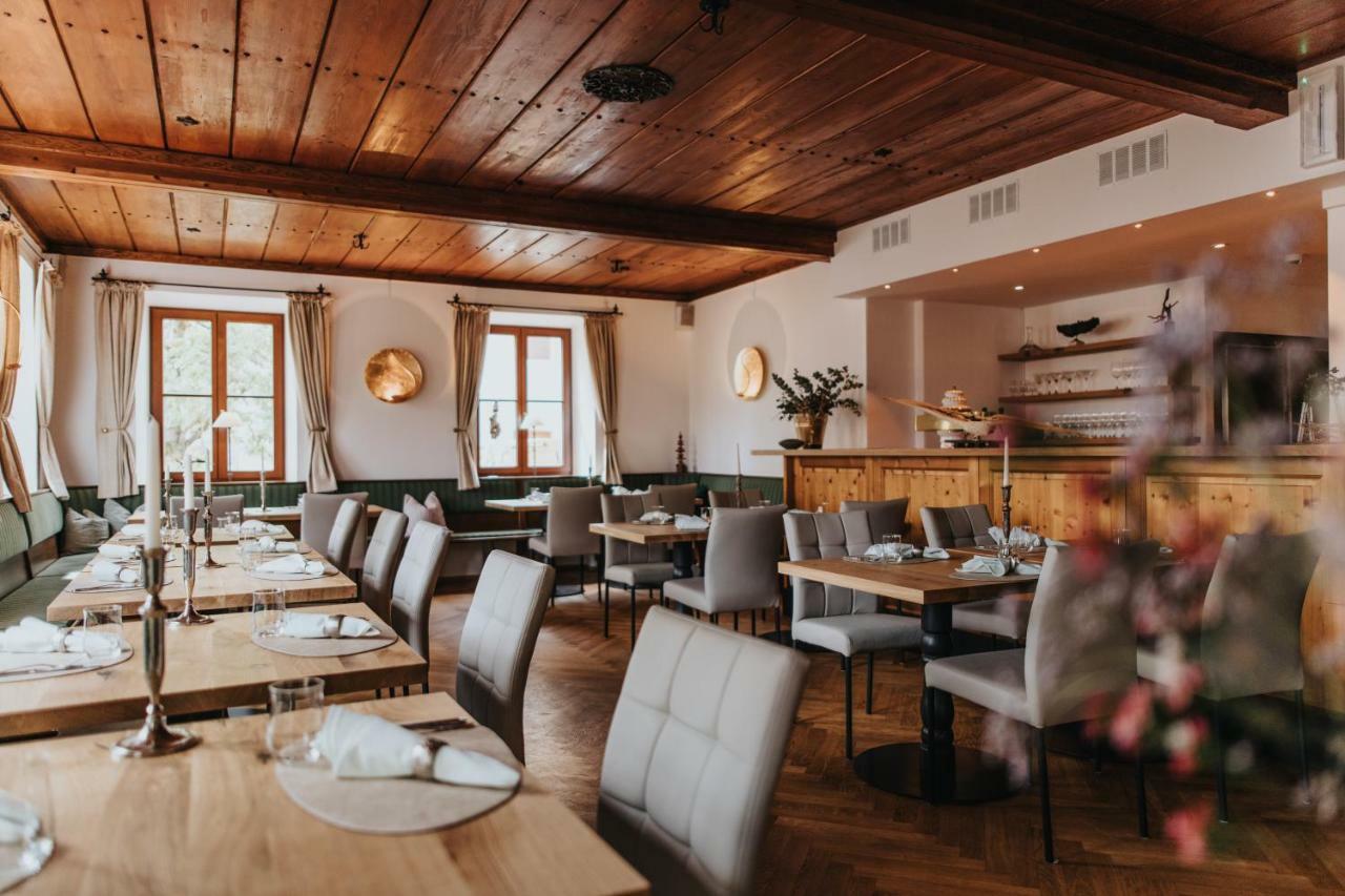 Angermuehle Landgasthof Altenmarkt an der Alz Exterior foto